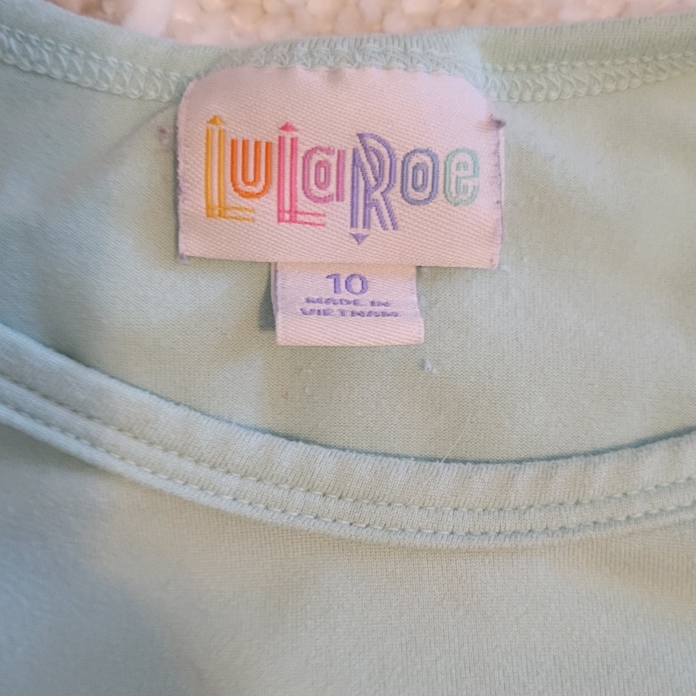 Lularoe - Picture 2 of 3